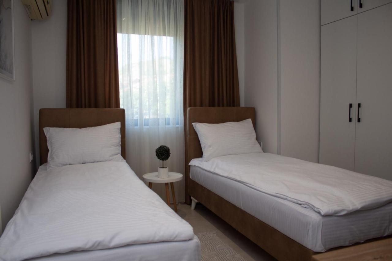 נובי פאזאר Glass Apartmani מראה חיצוני תמונה